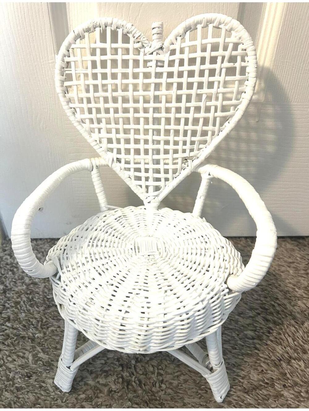 Vintage White Wicker Heart Chair Miniature Cottagecore Decor Shabby Chic Accent
